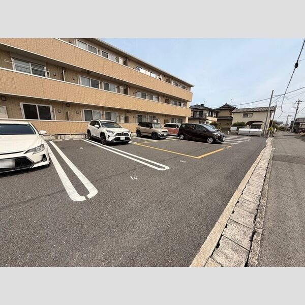 駐車場 (駐車場)