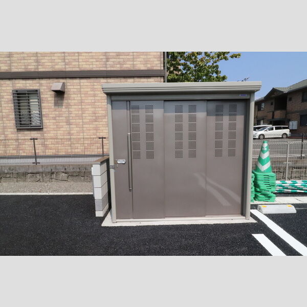 現地周辺 (ゴミ捨て場)