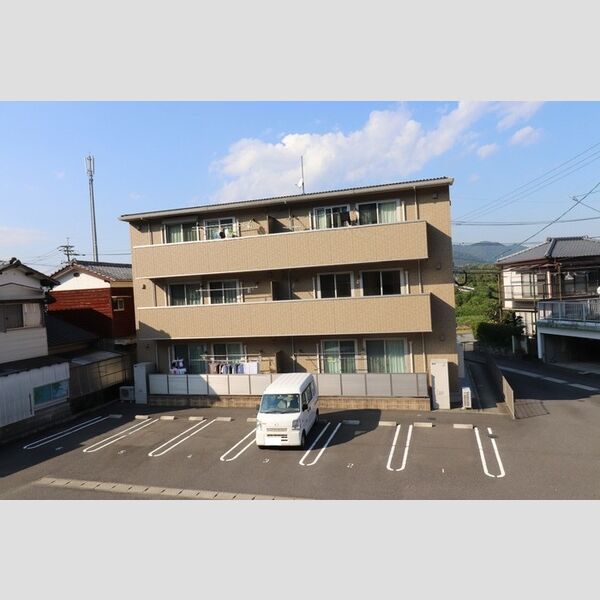 駐車場 (駐車場)