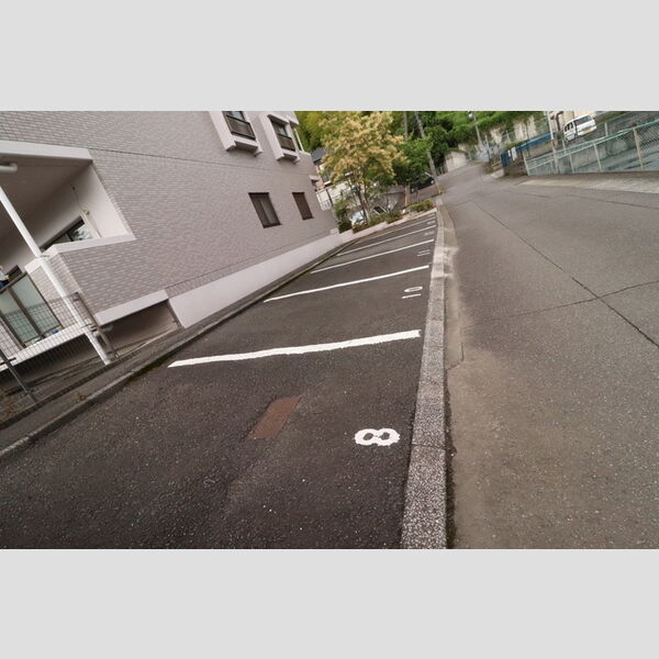 駐車場 (駐車場)