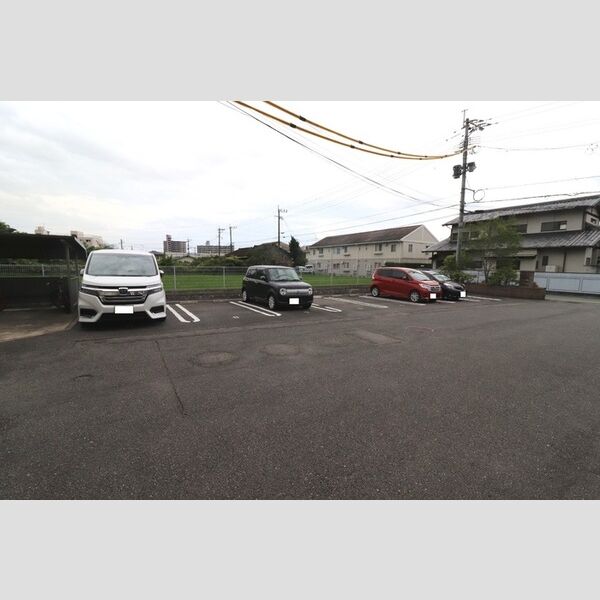駐車場 (駐車場)