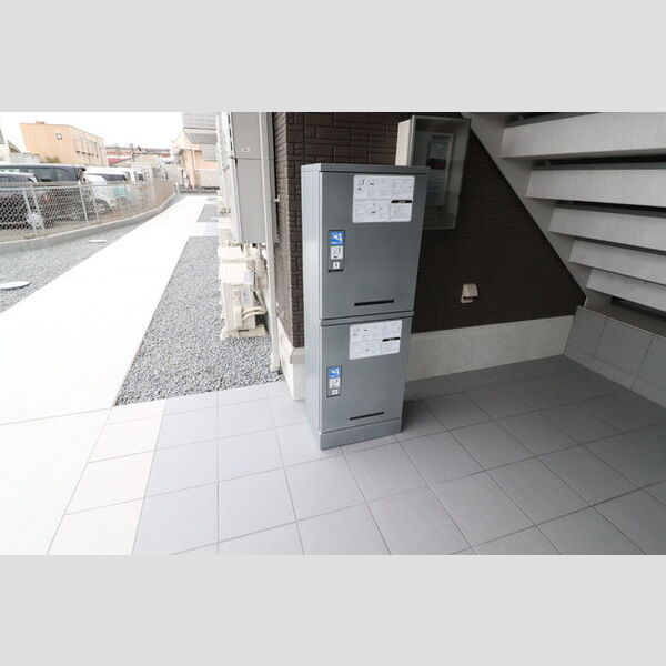 現地周辺 (宅配ボックス)