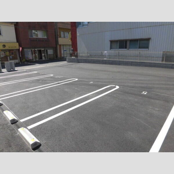 駐車場 (駐車場)