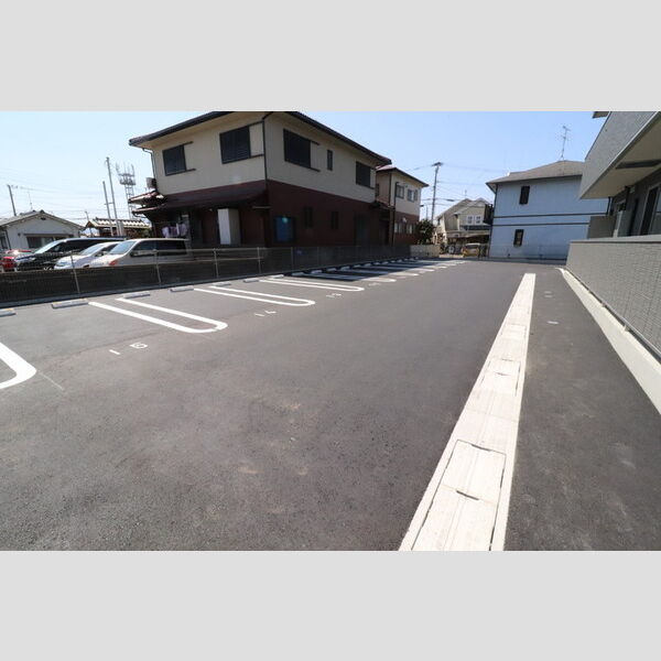 駐車場 (駐車場)