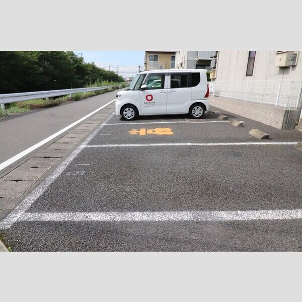 駐車場 (駐車場)