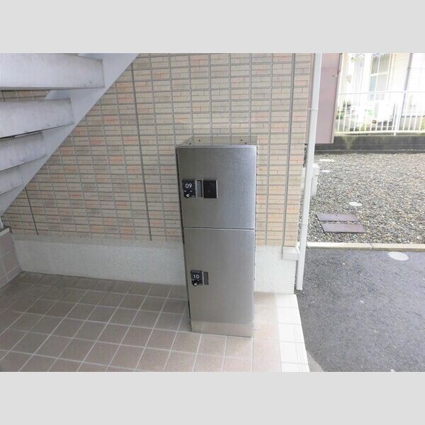 現地周辺 (宅配ボックス)