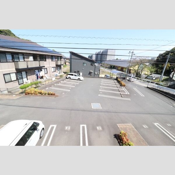 駐車場 (駐車場)