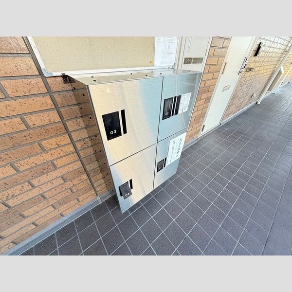 現地周辺 (宅配ボックス)