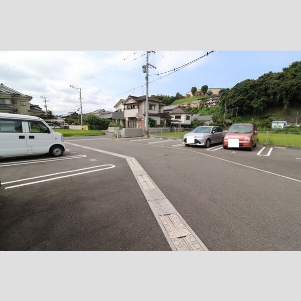 駐車場 (駐車場)