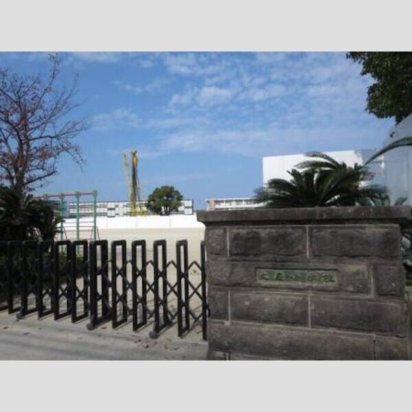 現地周辺 (大分市立大在小学校まで850m)