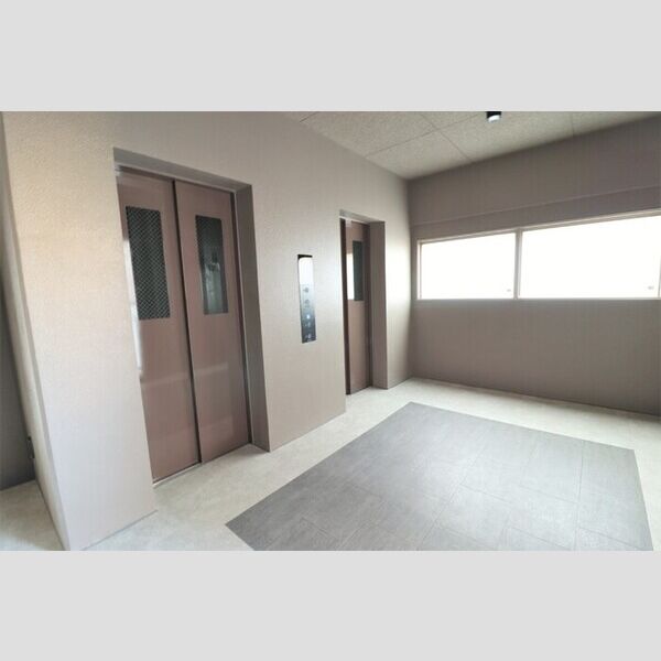 現地周辺 (エレベーター)