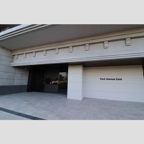 エントランス (エントランス)