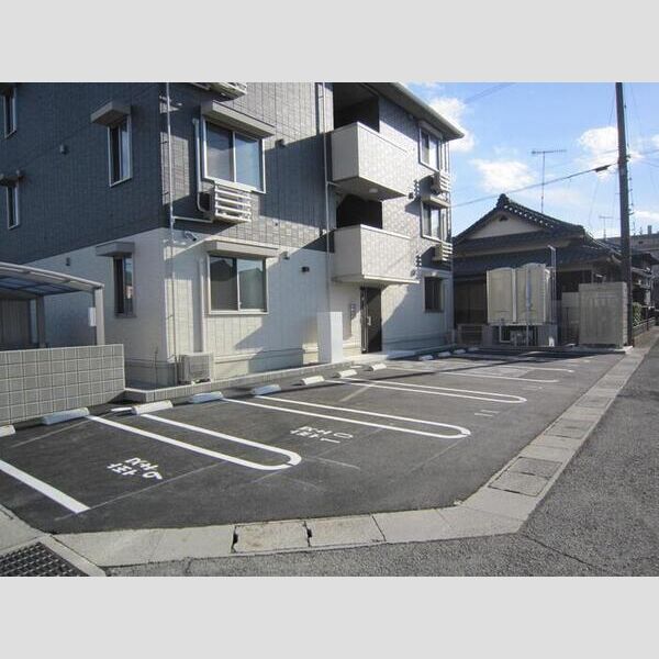 駐車場 (駐車場)