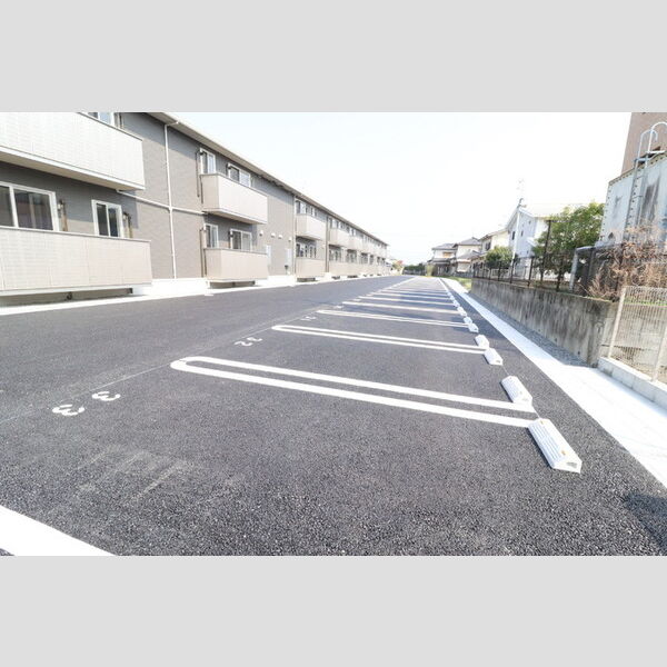 駐車場 (駐車場)