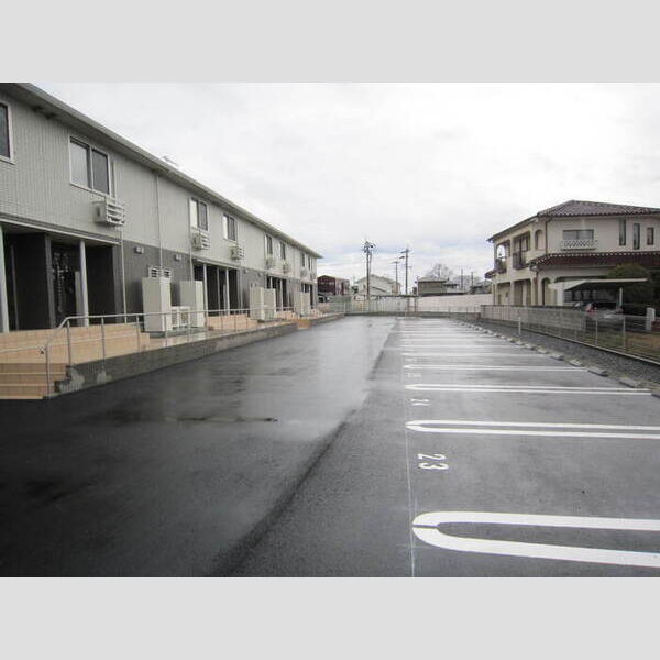 駐車場 (駐車場)