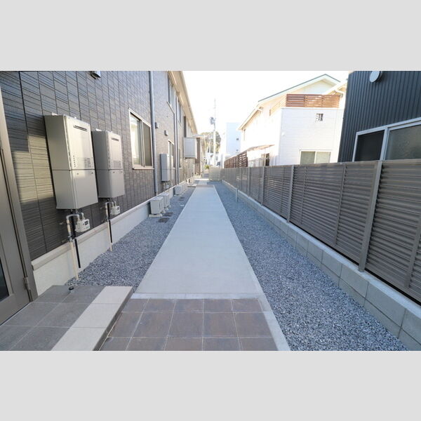 エントランス (エントランス)