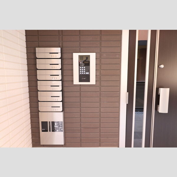 現地周辺 (集合ポスト・宅配ボックス)