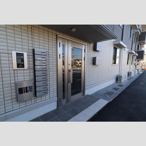 エントランス (集合ポスト・宅配ボックス・オートロック)