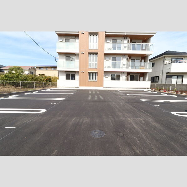 駐車場 (駐車場)