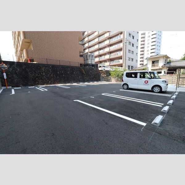 駐車場 (駐車場)