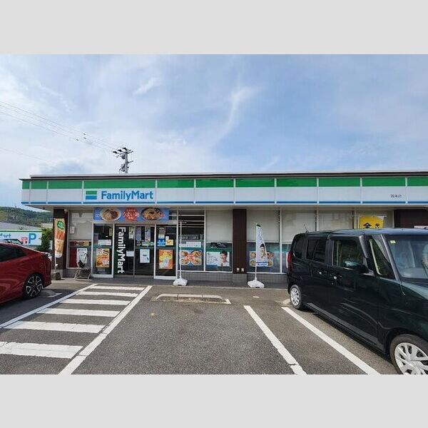 現地周辺 (ファミリーマート賀来店まで680m)