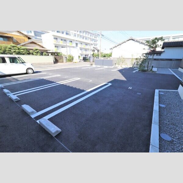駐車場 (駐車場)