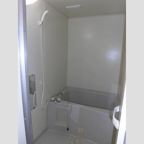 バス (101　浴室)