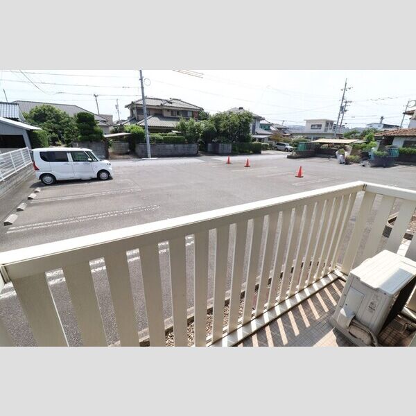 その他 (105　駐車場)