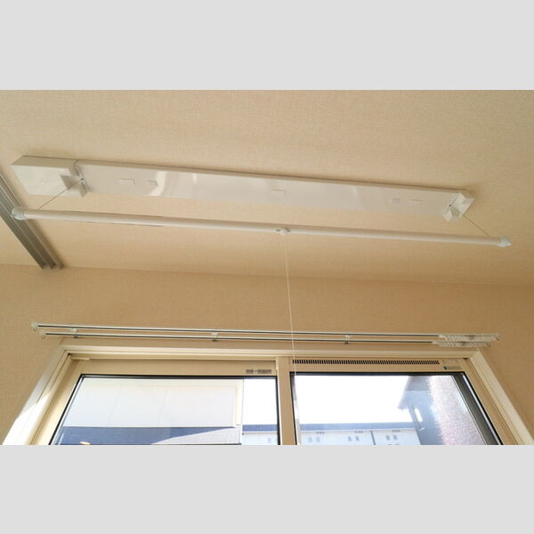 その他 (B101　室内物干し)