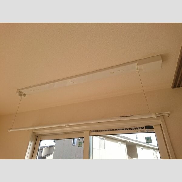 その他 (室内物干し)