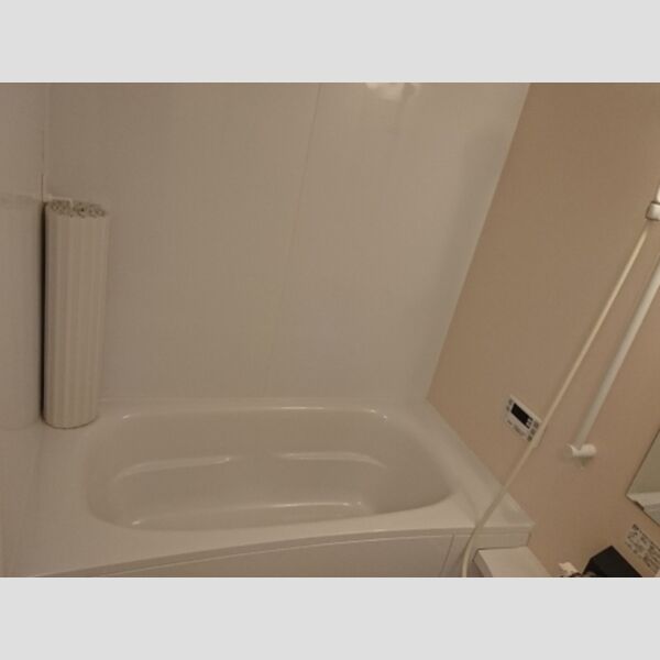 バス (102　浴室)