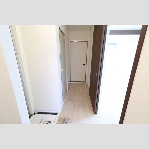 その他 (202 廊下)