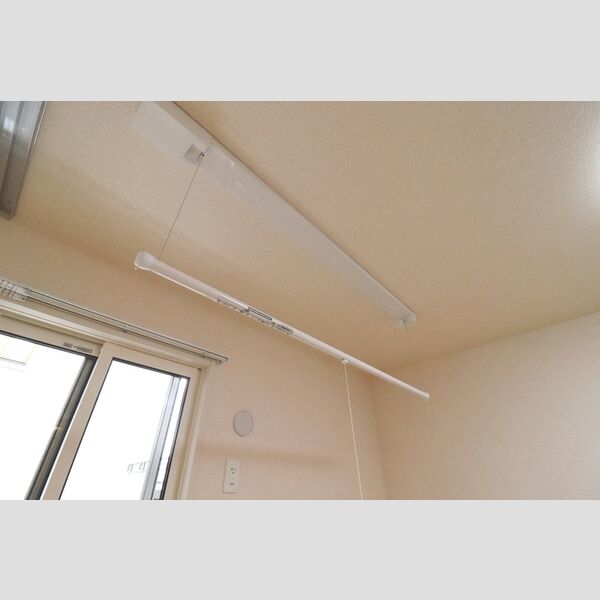 その他 (103　室内物干し)