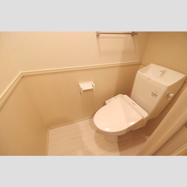 トイレ (202　トイレ)