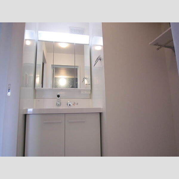 洗面所 (201　洗面台)