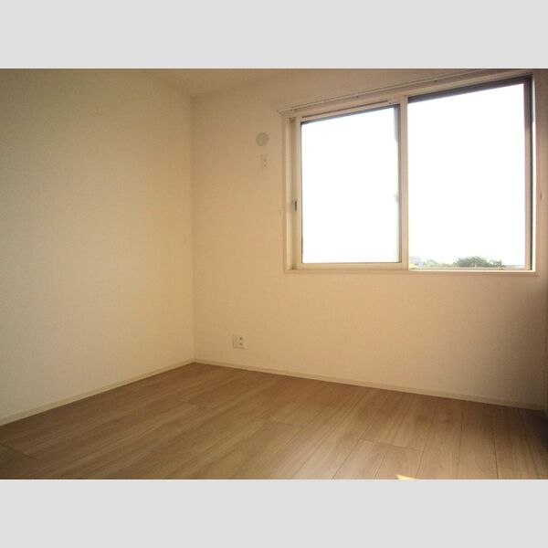 その他 (203　洋室)