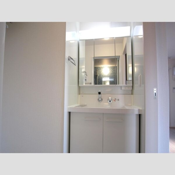 洗面所 (203　洗面台)