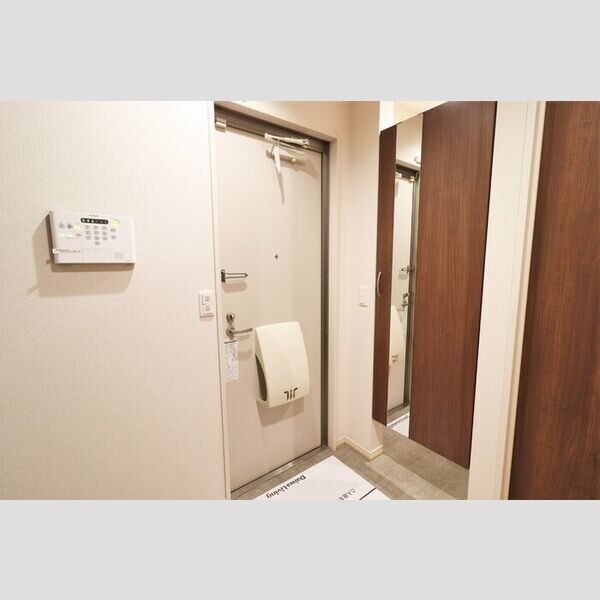 玄関 (102　玄関)