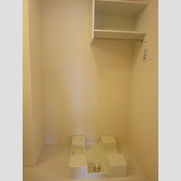 その他 (205 洗濯機置場)