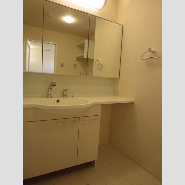 洗面所 (205 洗面台)