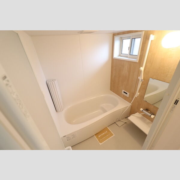 バス (202　浴室)