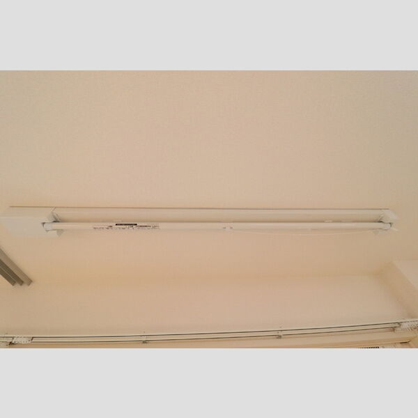 その他 (105　室内物干)