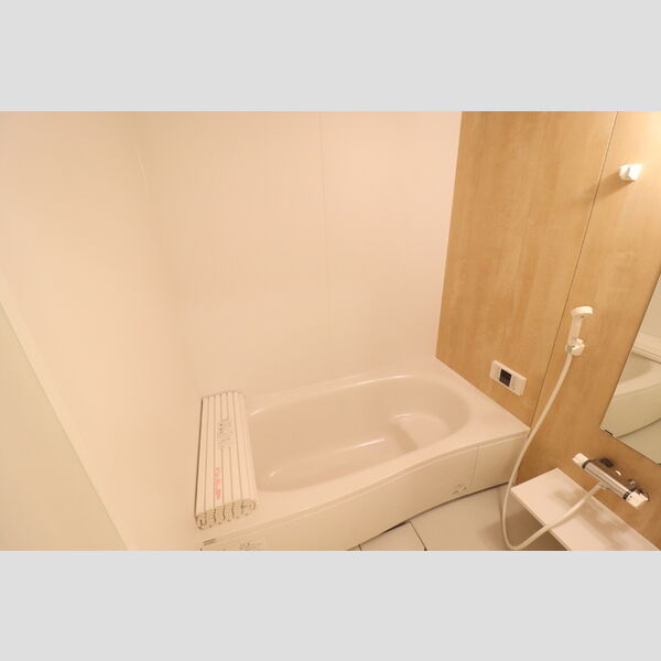 バス (105　浴室)