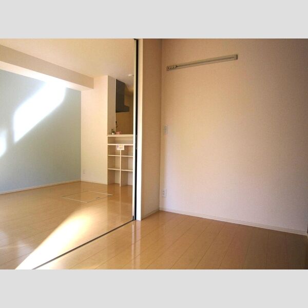 その他 (102　洋室)