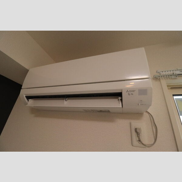 その他 (102　エアコン)