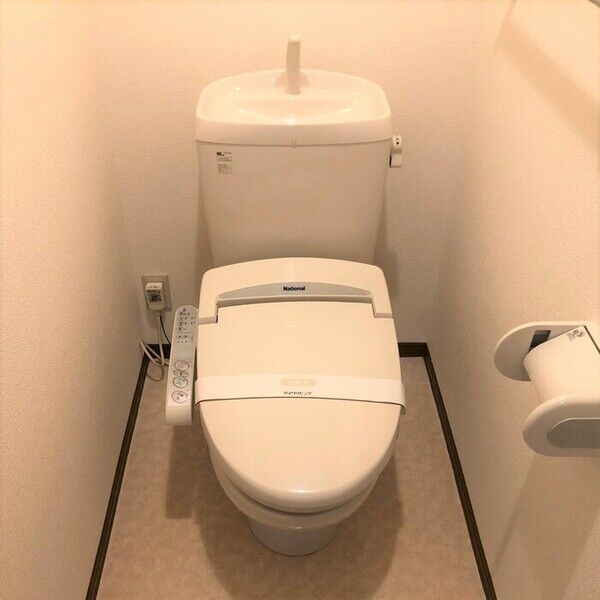 トイレ (101　トイレ)