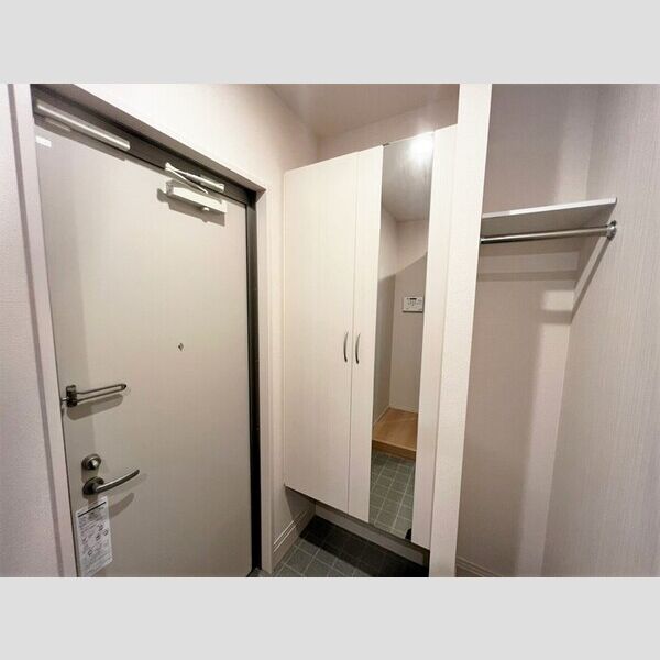 玄関 (102　玄関)