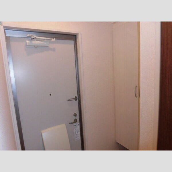 玄関 (102　玄関)