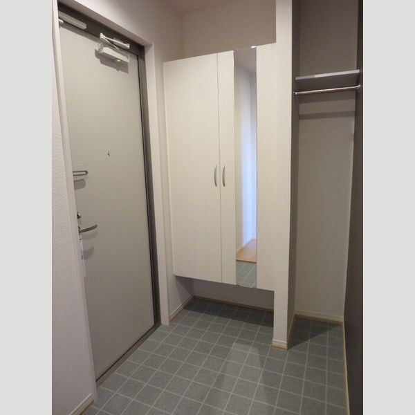 玄関 (306 玄関)