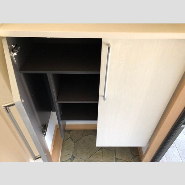 玄関 (103　玄関)